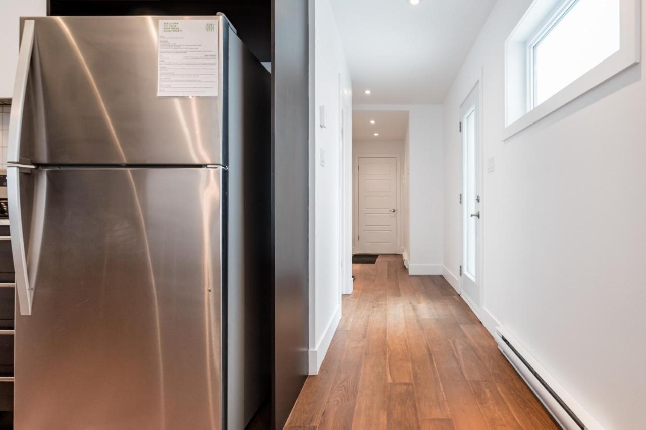 Sleek Condo In The Heart Of Little Italy By Den Stays Montréal Camera foto